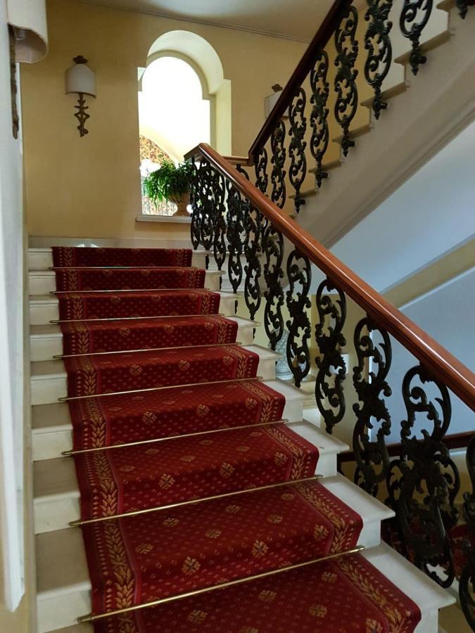 Hotel Villa Paradiso Dell'Etna サン・ジョヴァンニ・ラ・プンタ エクステリア 写真