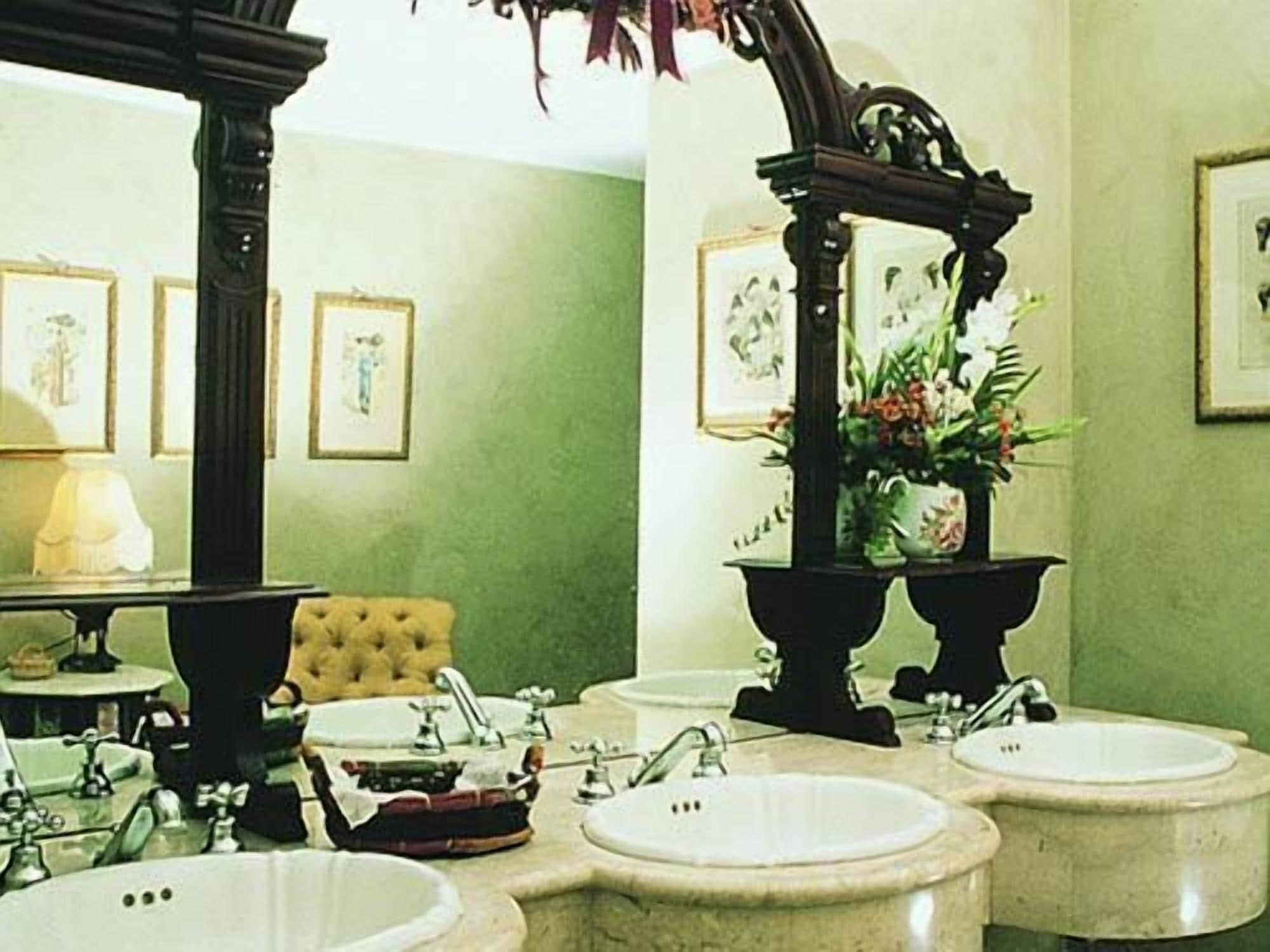 Hotel Villa Paradiso Dell'Etna サン・ジョヴァンニ・ラ・プンタ エクステリア 写真