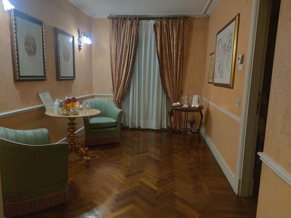 Hotel Villa Paradiso Dell'Etna サン・ジョヴァンニ・ラ・プンタ エクステリア 写真