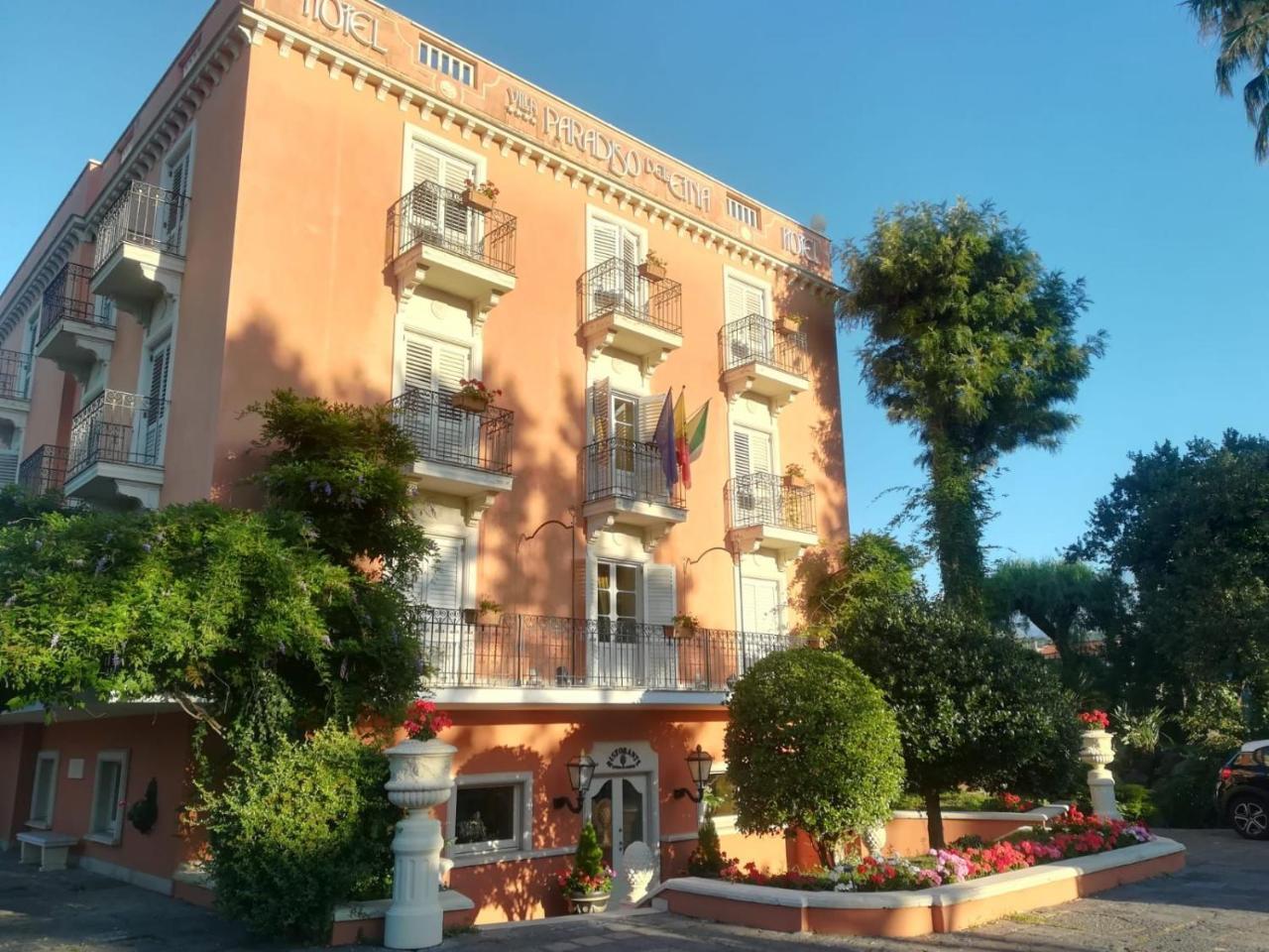 Hotel Villa Paradiso Dell'Etna サン・ジョヴァンニ・ラ・プンタ エクステリア 写真